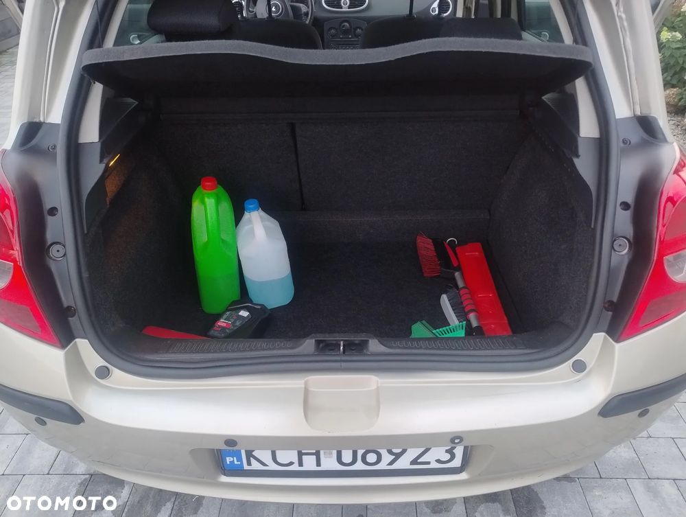 Renault Clio 1.2 16V Exception - 19
