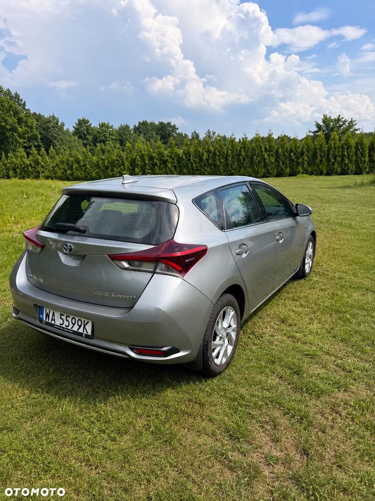 Toyota Auris - 1