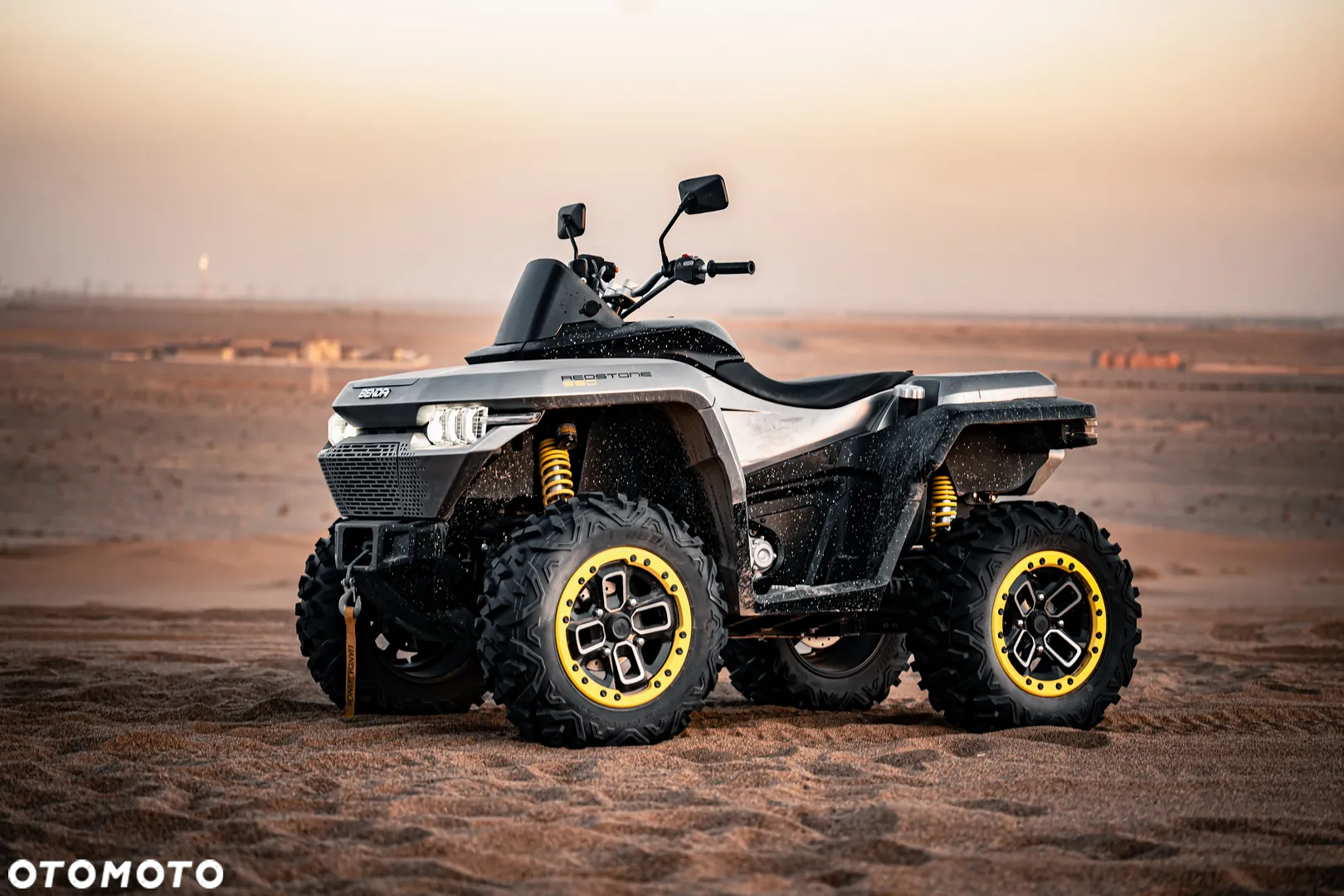 Benda Redstone 550