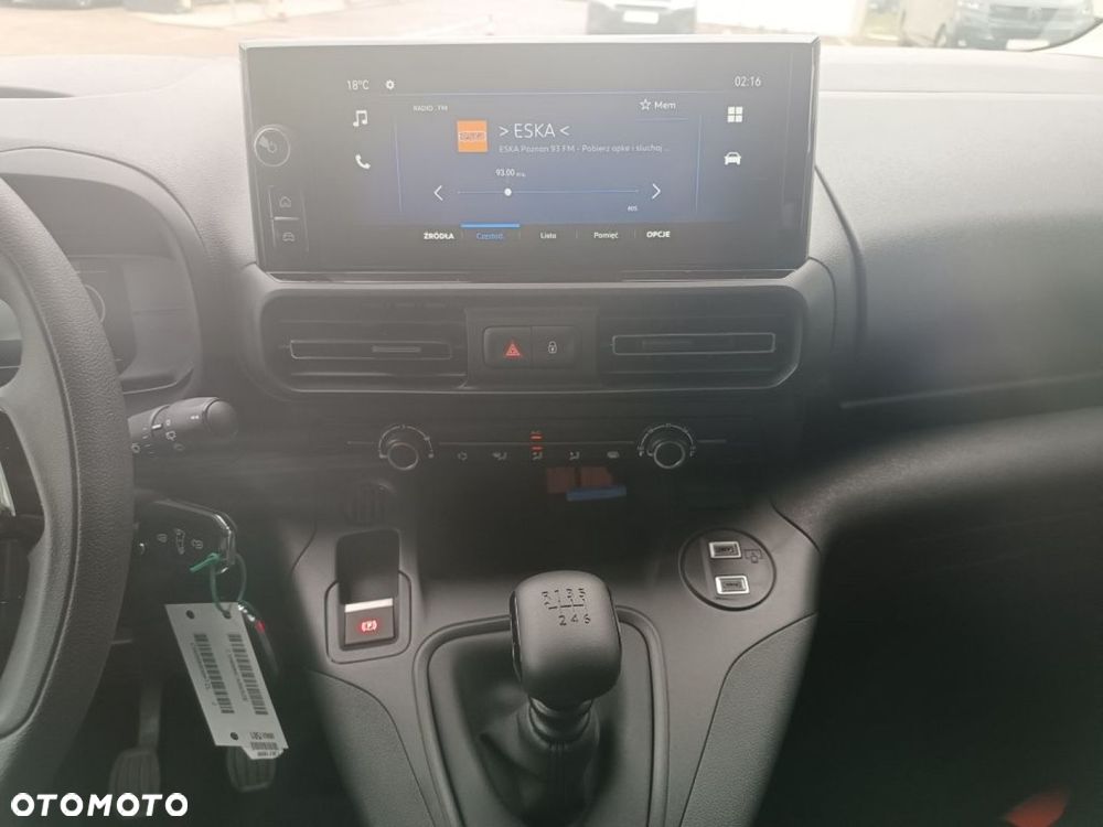 Opel COMBO - 22
