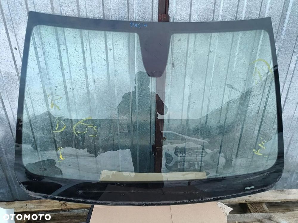 dacia sandero stepway iii 21r- szyba czołowa przednia 2021r oryginalna - 1