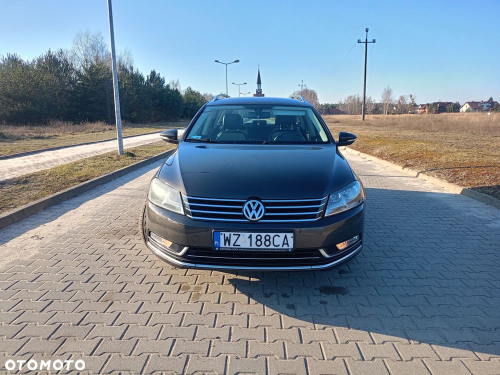 Volkswagen Passat 2.0 TDI Highline DSG - 2