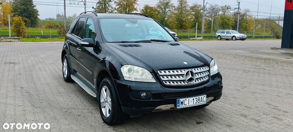 Mercedes-Benz ML - 4