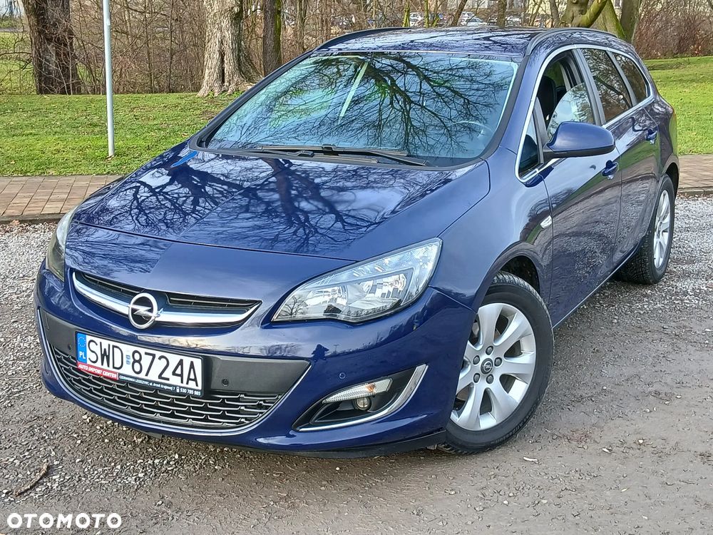 Opel Astra 1.7 CDTI Cosmo - 1
