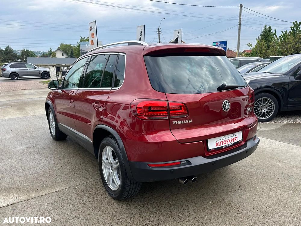 Volkswagen Tiguan 2.0 TDI DPF 4Motion BlueMotion Technology DSG Sport & Style - 6