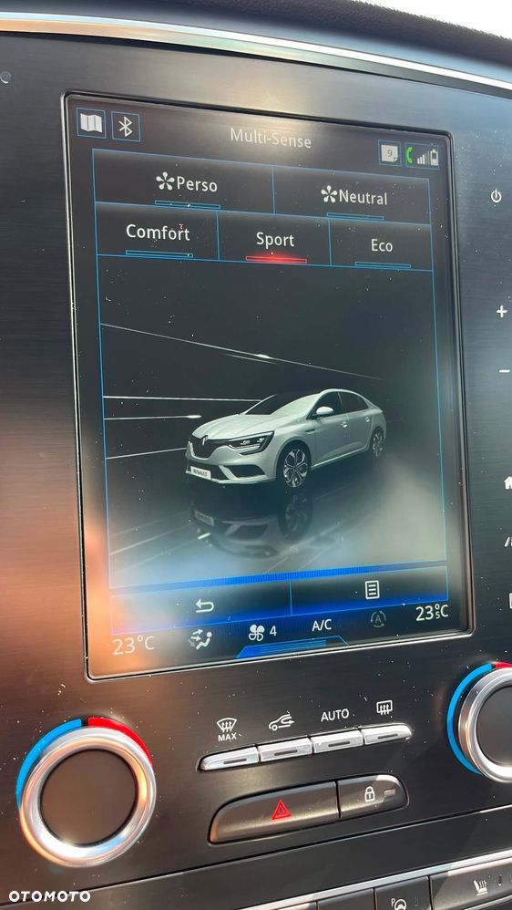 Renault Megane 1.3 TCe FAP Intens - 7