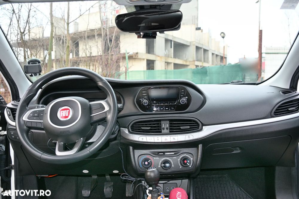 Fiat Tipo 1.4 Easy - 8