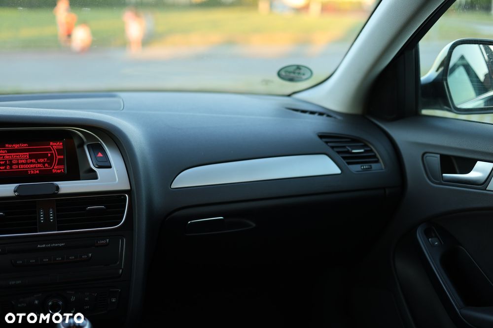 Audi A4 Avant 1.8 TFSI - 23