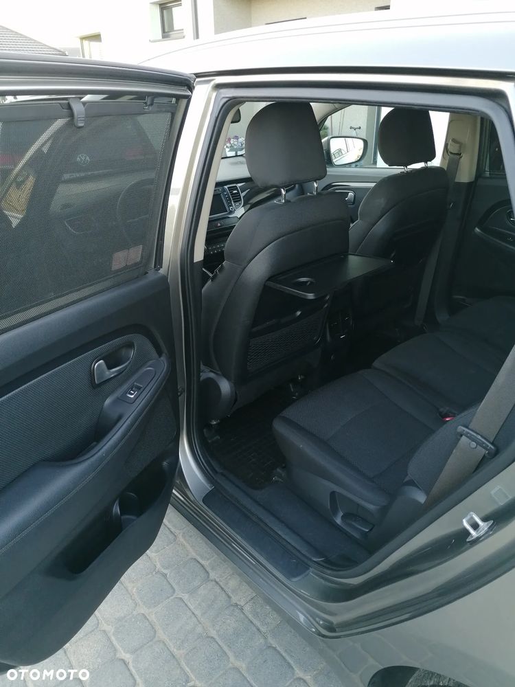 Kia Carens 1.7 CRDi Business Line - 6