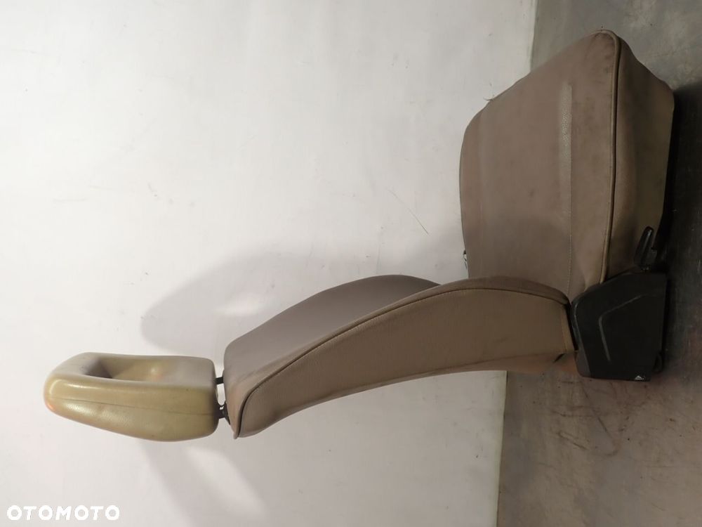 FOTEL KIEROWCY VOLKSWAGEN T3 - 5