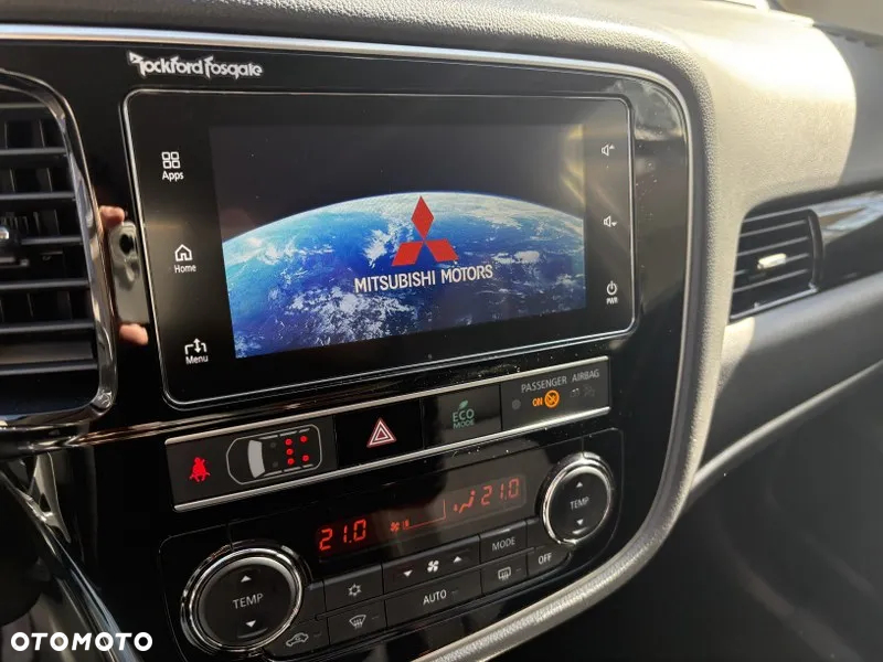 Mitsubishi Outlander 2.0 Intense + SDA 4WD CVT - 22