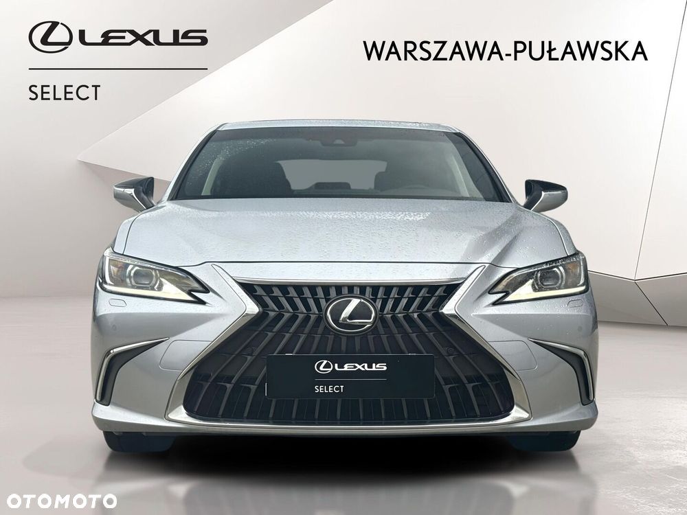 Lexus ES 300h Business Edition - 8