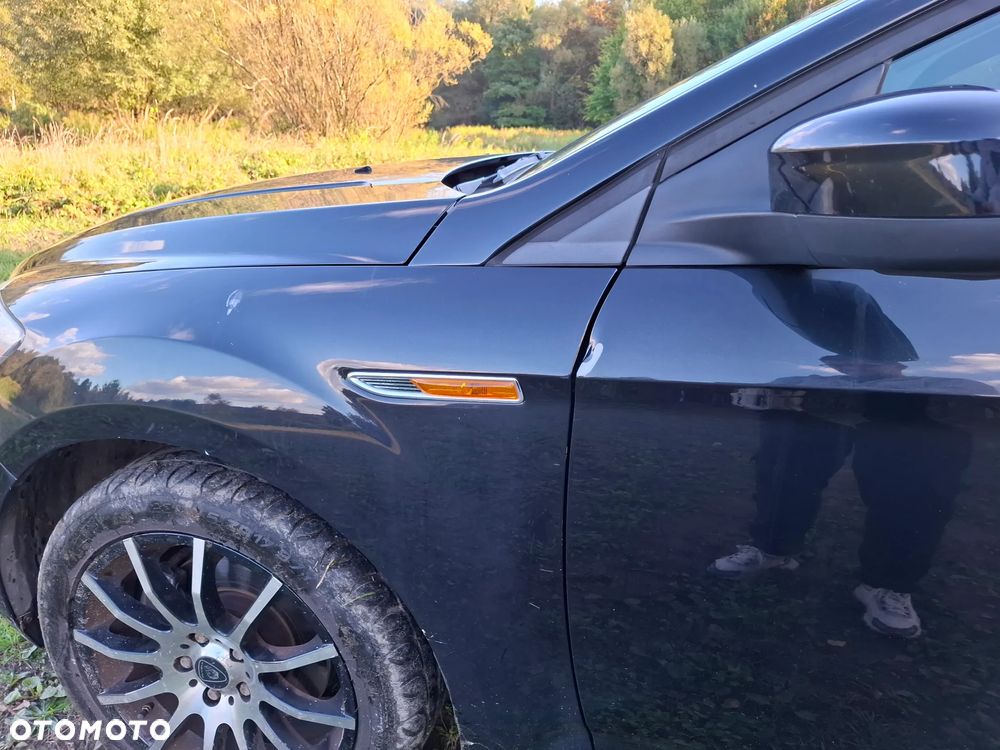 Ford Mondeo 2.0 Ambiente - 26