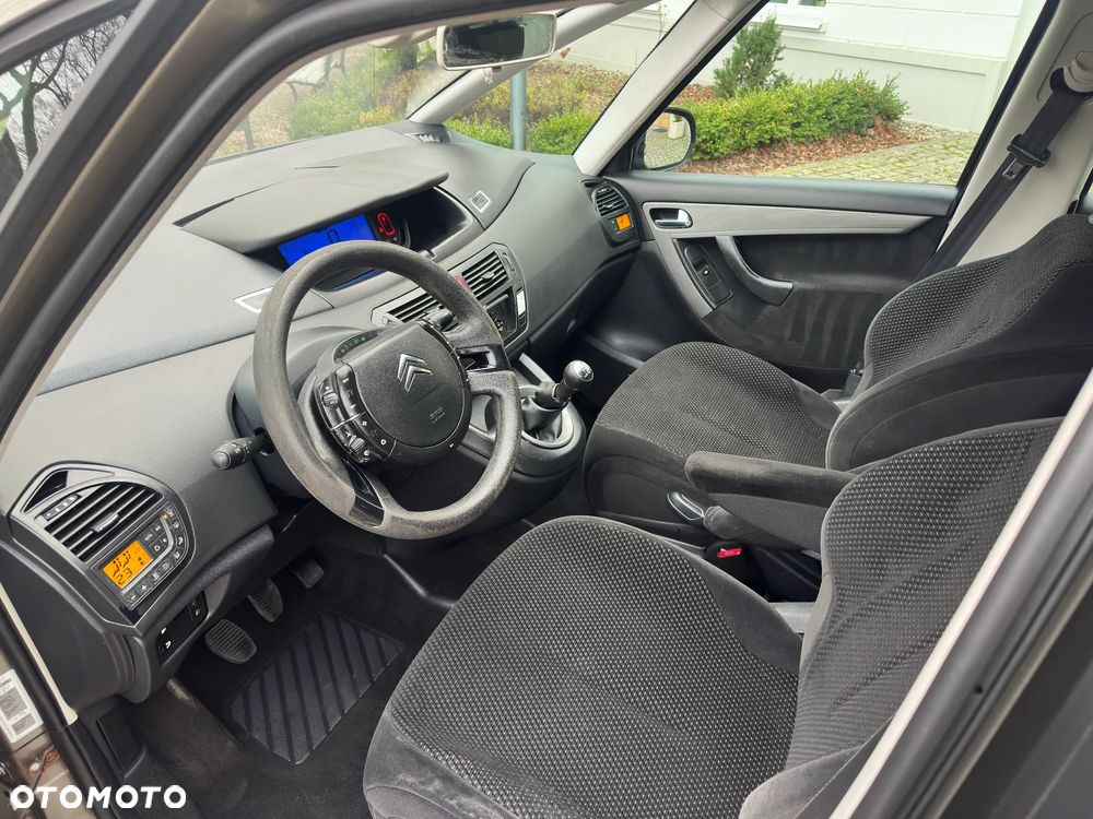 Citroën C4 Grand Picasso 1.8 16V Style - 23