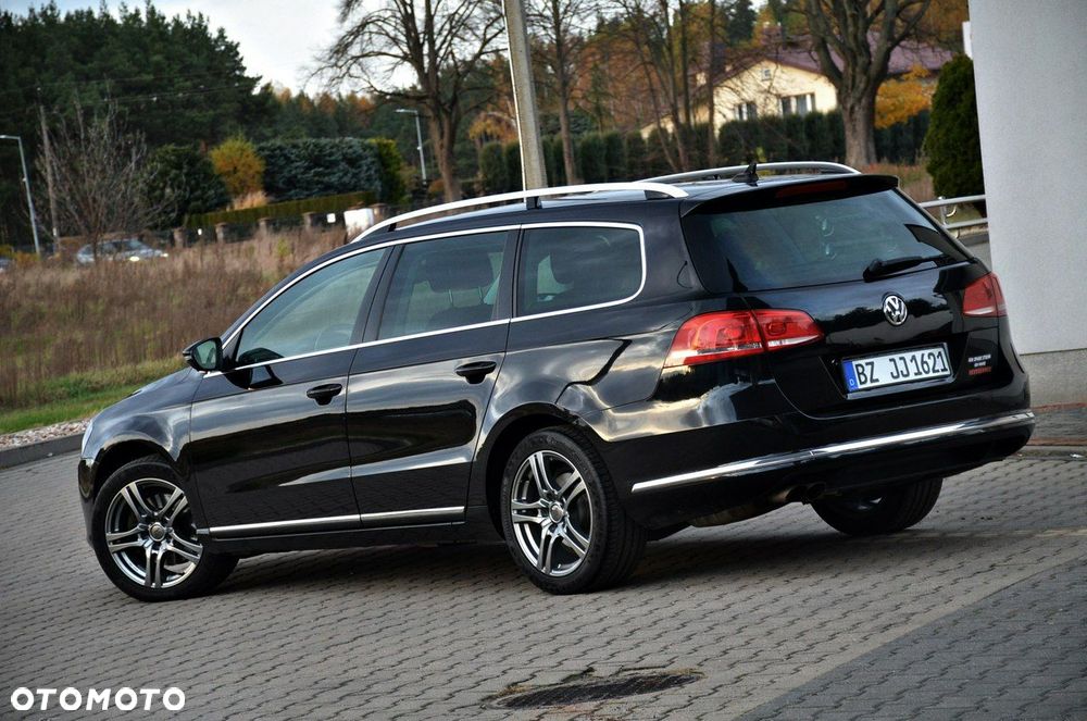 Volkswagen Passat - 12