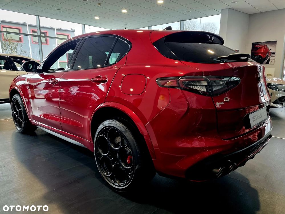 Alfa Romeo Stelvio - 5