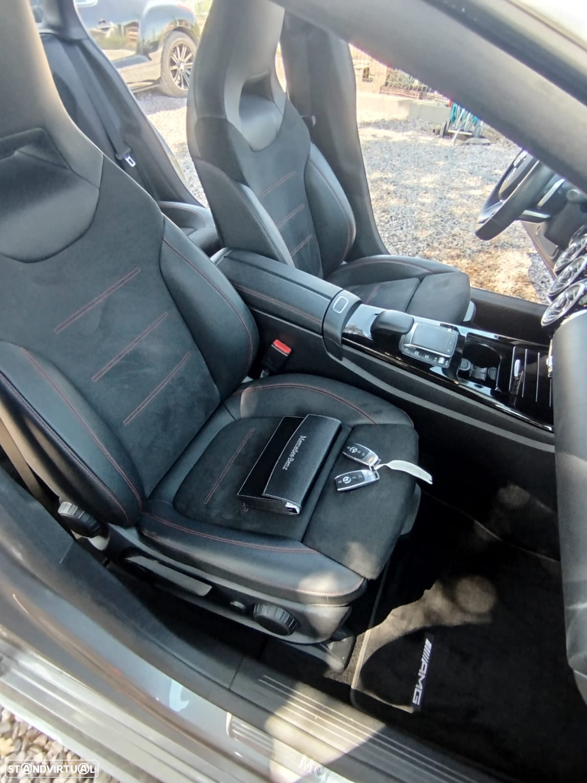 Mercedes-Benz CLA 250 e Shooting Brake AMG Line - 35