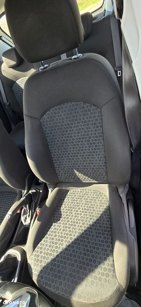 Opel Corsa 1.4 Enjoy - 28