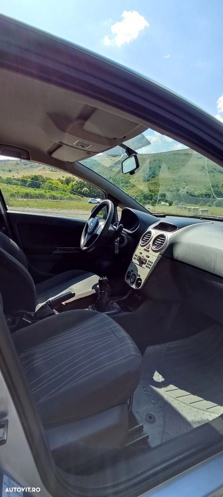 Opel Corsa - 6