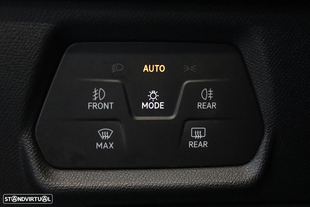 Cupra Leon ST 1.4 e-Hybrid MID DSG - 19