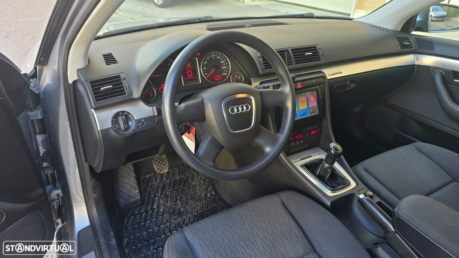 Audi A4 2.0 TDI - 11