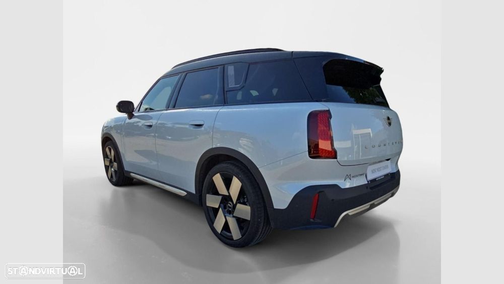 MINI Countryman E Favoured L - 7