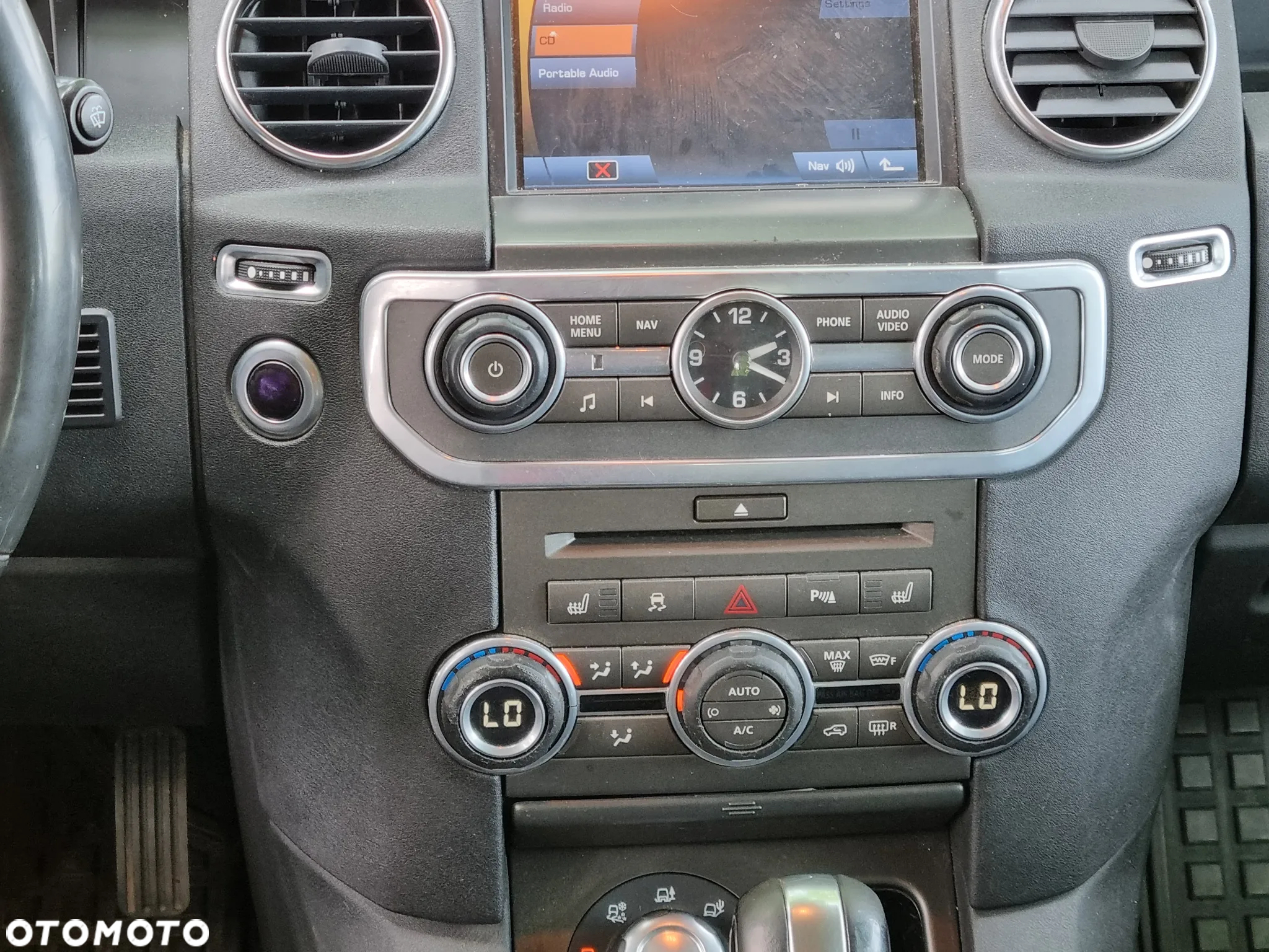 Land Rover Discovery IV 3.0D V6 HSE - 7