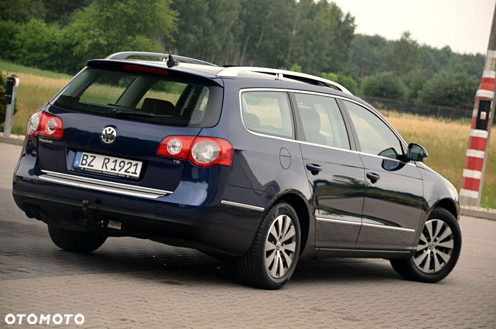 Volkswagen Passat - 10
