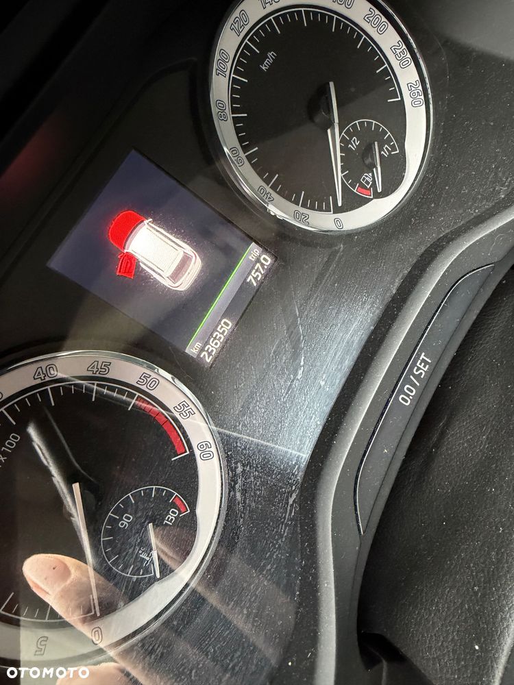 Skoda Kodiaq 2.0 TDI 4x4 Business DSG - 24