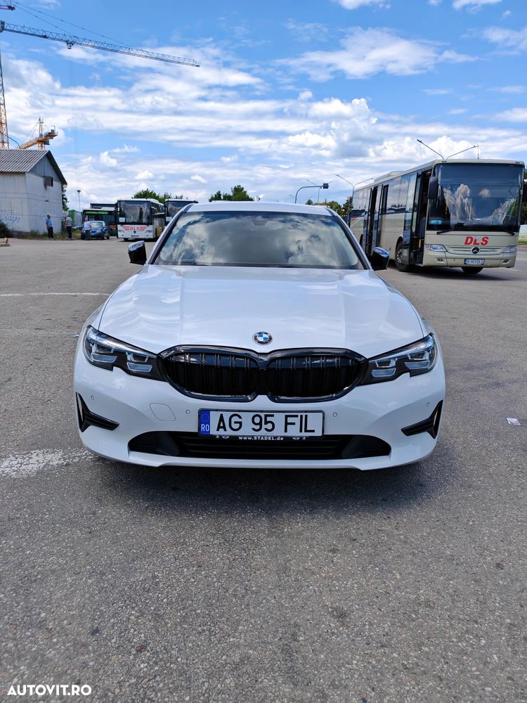 BMW Seria 3 320i AT - 2