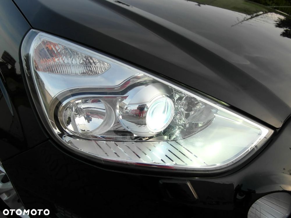 Ford S-Max 2.0 TDCi DPF Titanium - 39