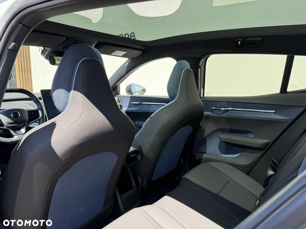 Volvo EX30 - 16
