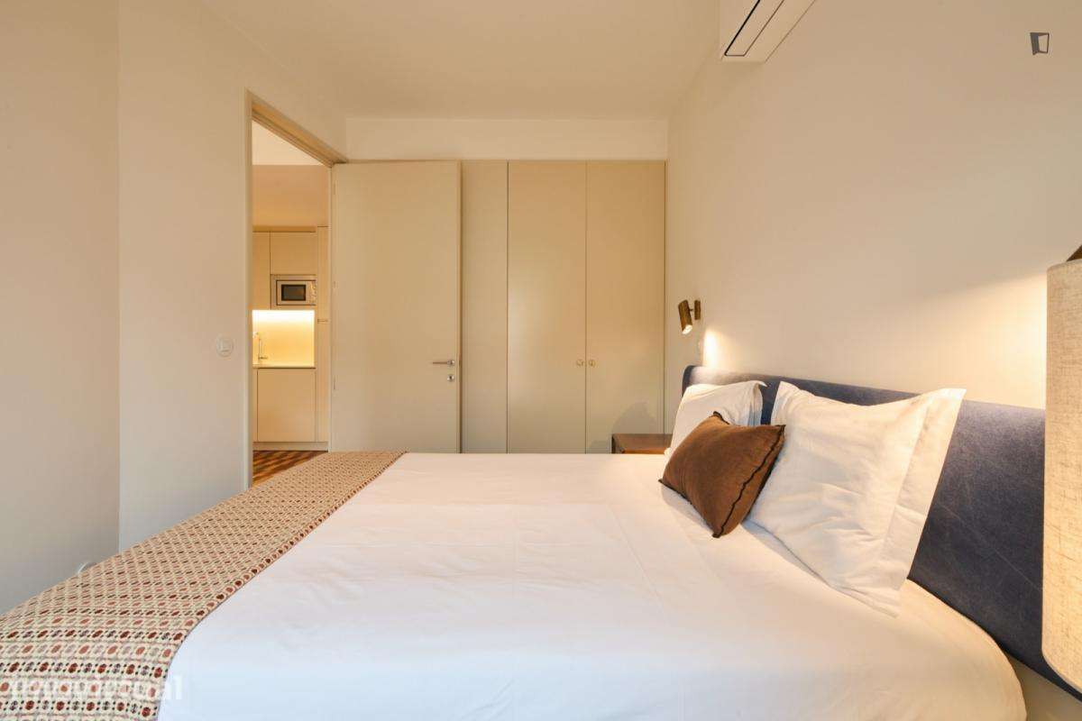 Apartamento com 1 quartos - localizado em Santo Ildefonso Porto - Grande imagem: 4/20
