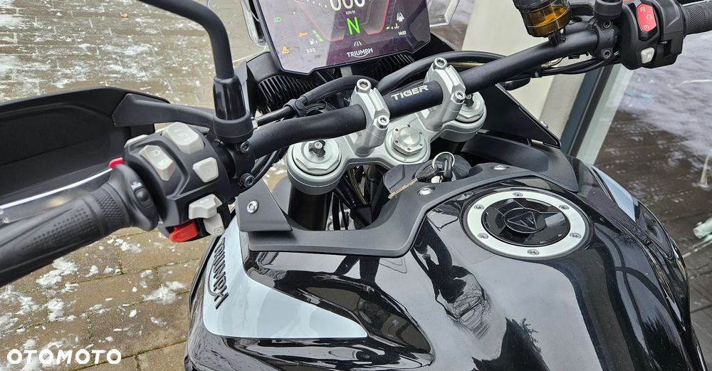 Triumph Tiger - 3