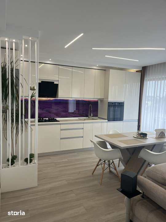 Apartament 3 camere, 82 mp utili, zona Albert-bloc 2021 — fotografia 1