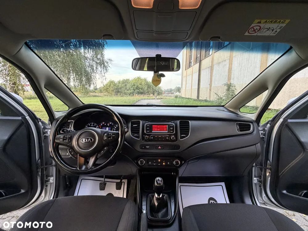 Kia Carens 1.6 GDI L - 33