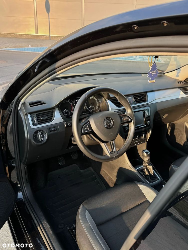 Skoda RAPID 1.0 TSI Ambition - 10