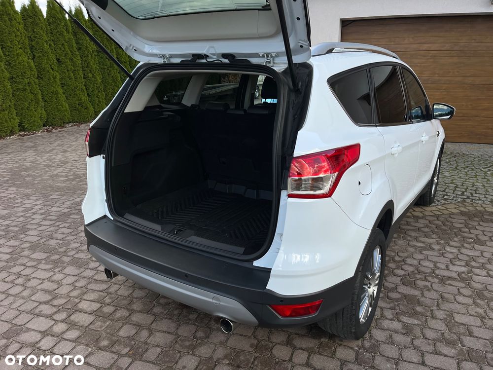 Ford Kuga - 40