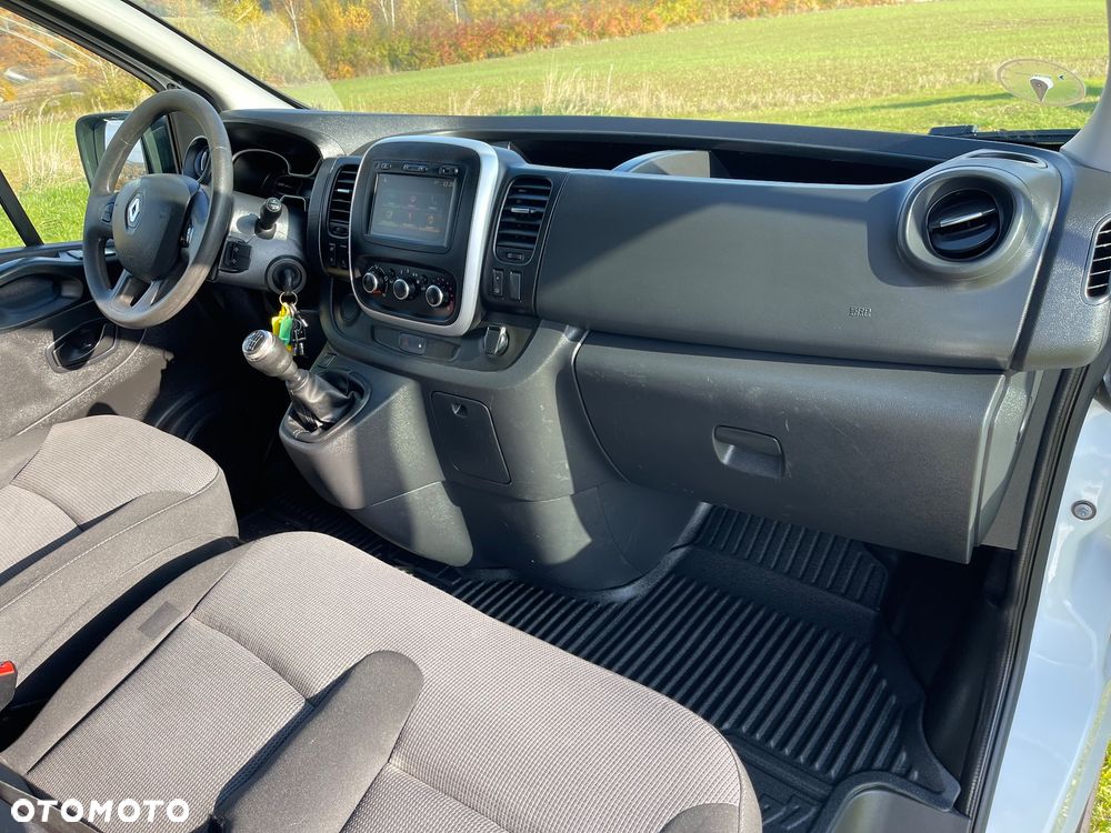 Renault Trafic - 24