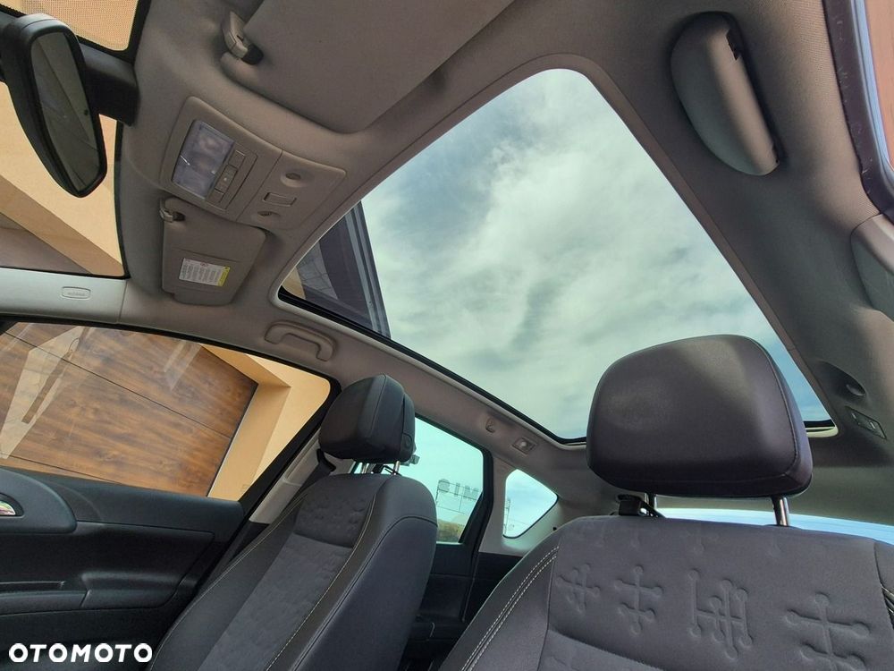 Opel Meriva - 17
