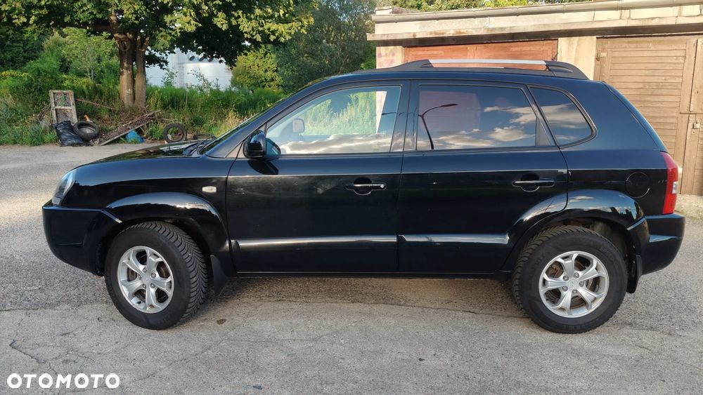 Hyundai Tucson 2.0 Comfort 2WD - 2