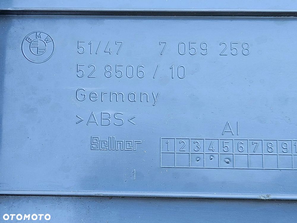 Tapicerka Klapa Osłona Klapy Pas Tylny Bagażnika Plastik BMW 3 E90 LCI 2009r - 23