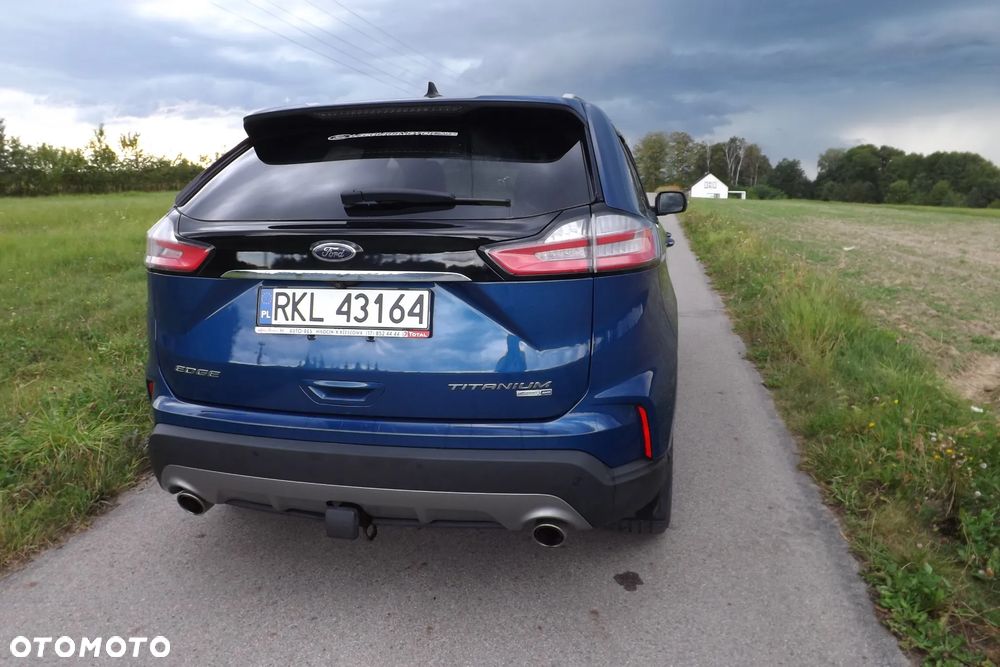 Ford Edge - 8