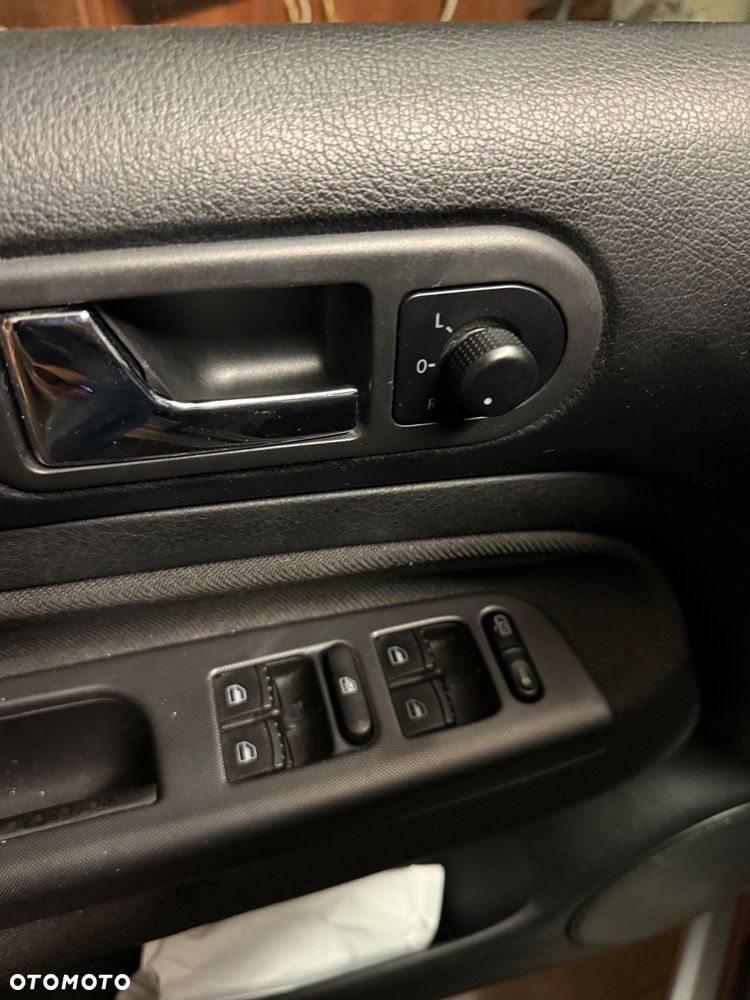 Volkswagen Bora 1.4 Basis - 8