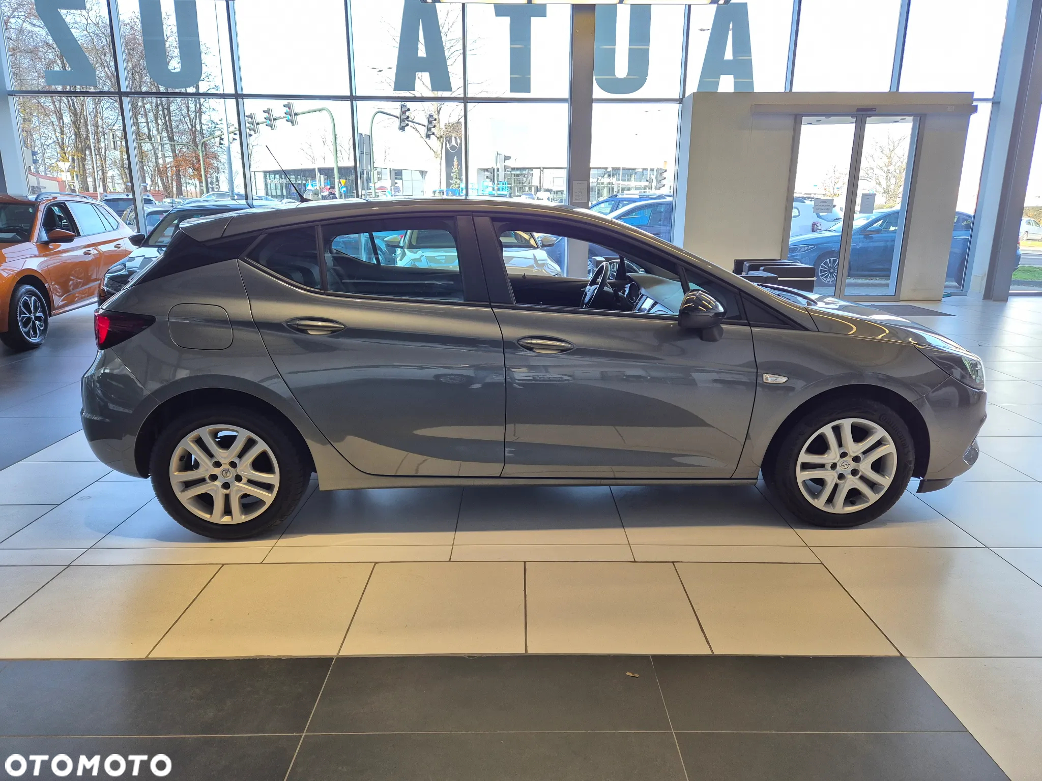 Opel Astra V 1.2 T Elegance S&S - 5