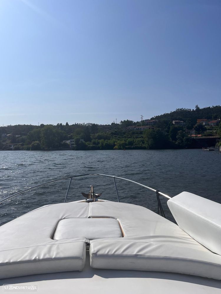 Sea Ray 240 SUNDANCER - 9