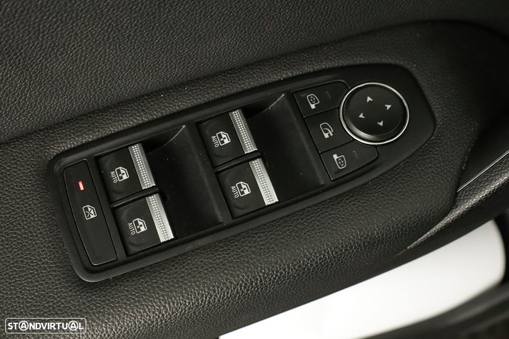 Renault Captur 1.0 TCe Techno Bi-Fuel - 22