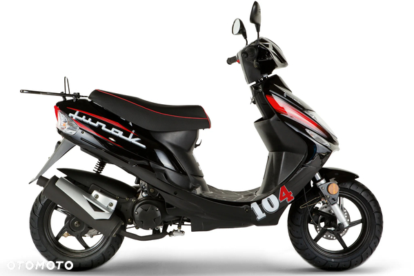 Junak 104