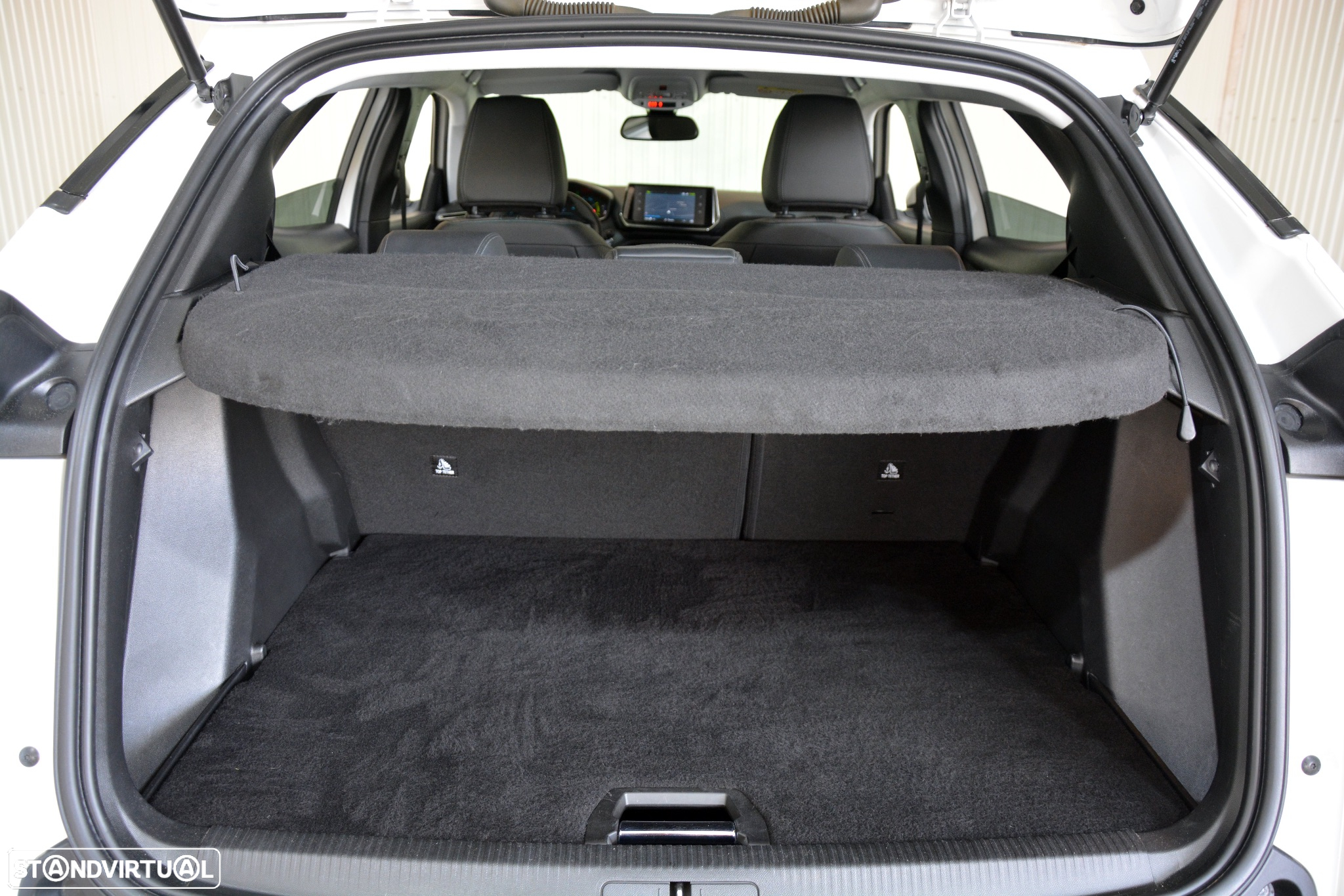 Peugeot e-2008 50 kWh Allure Pack - 12