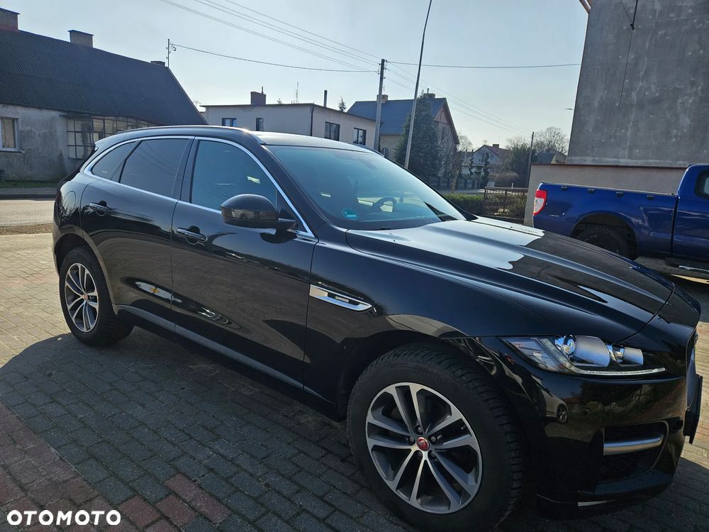 Jaguar F-Pace 2.0 i4D AWD R-Sport - 8
